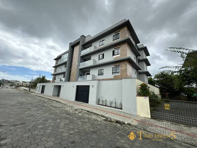 #195 - Apartamento para Venda em Barra Velha - SC - 2