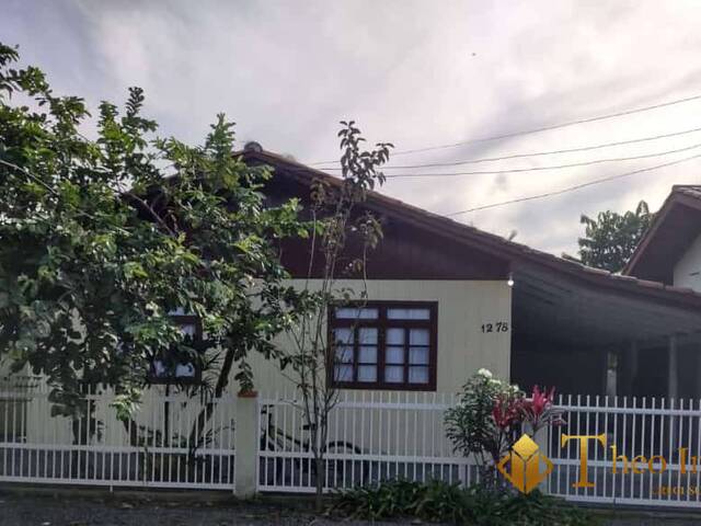 #208 - Casa para Venda em Penha - SC - 3