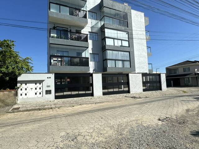 #210 - Apartamento para Venda em Balneário Piçarras - SC - 3