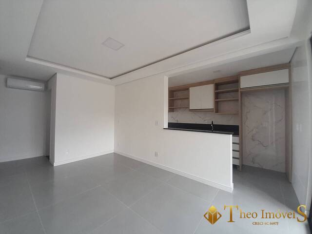 #304 - Apartamento para Venda em Balneário Piçarras - SC - 3